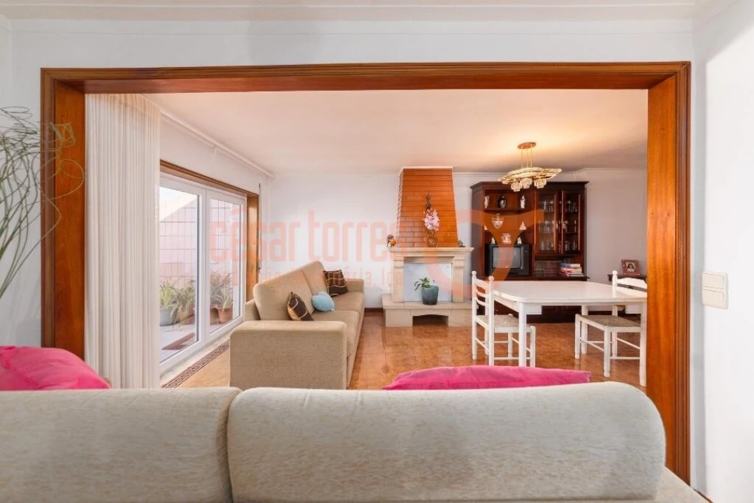 Apartamento T3 para Venda em Oliveira do Douro Foto 23