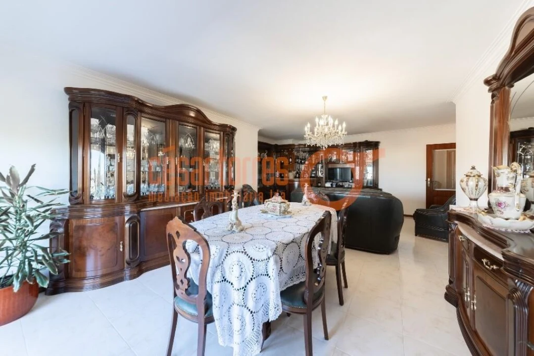 Apartamento T3 para Venda em Oliveira do Douro Foto 6