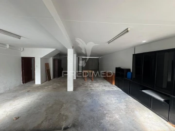 Moradia T4 para Venda em Sande (São Martinho)