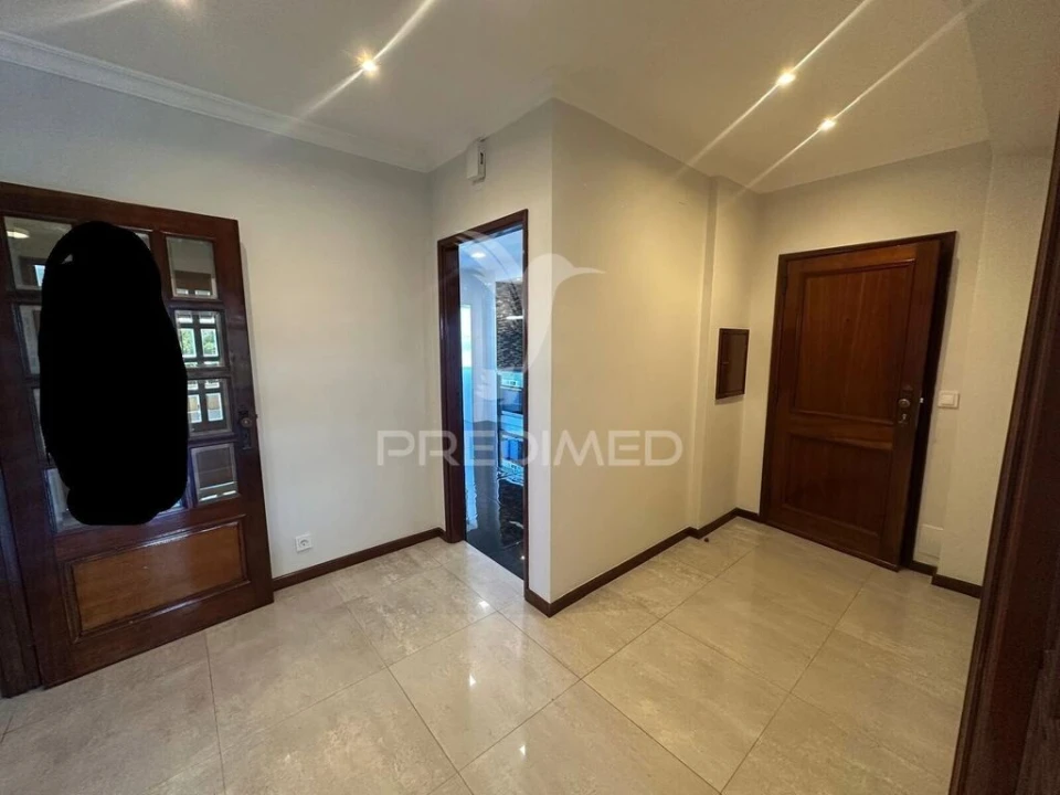 Apartamento T3 para Venda em Paços de Brandão Foto 7