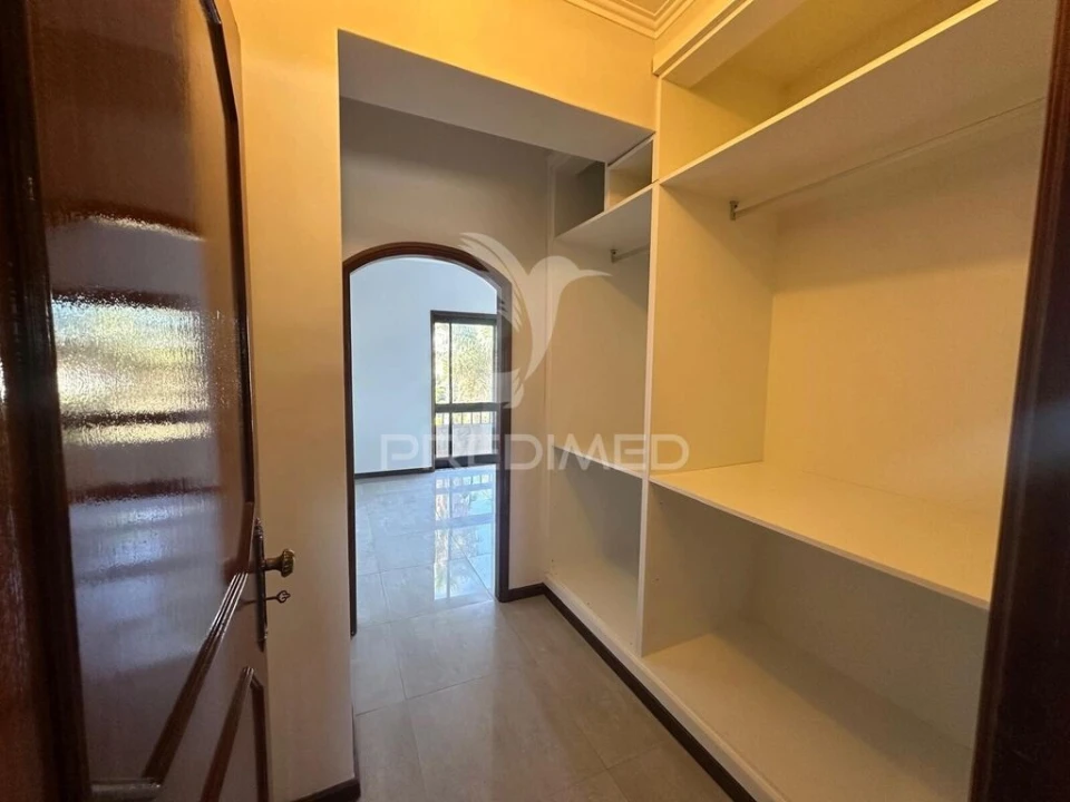 Apartamento T3 para Venda em Paços de Brandão Foto 5