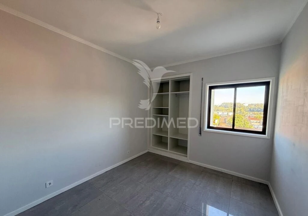 Apartamento T3 para Venda em Paços de Brandão Foto 10