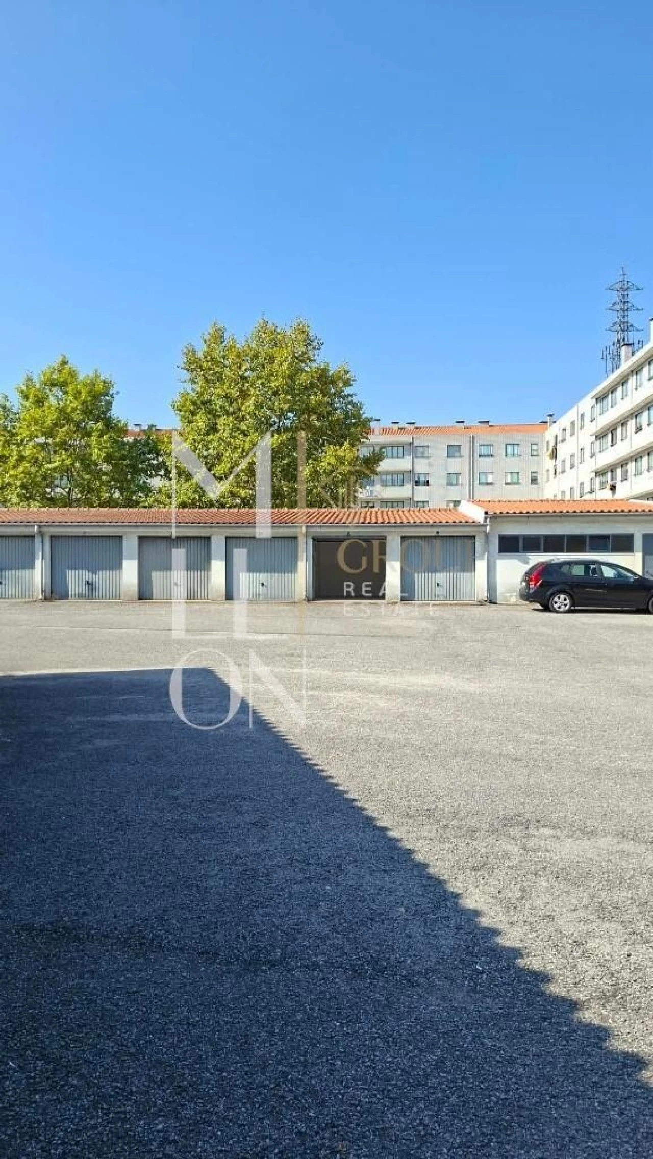 Garagem para Venda em Oliveira do Douro Foto 5