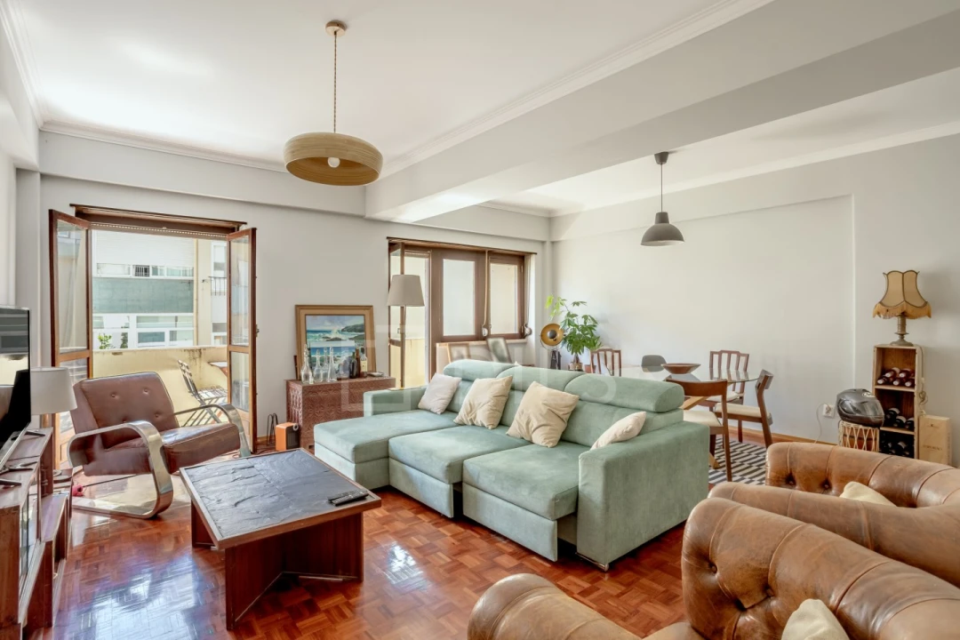 Apartamento T2 para Venda em Oeiras e São Julião da Barra, Paço de Arcos e Caxias Foto 2