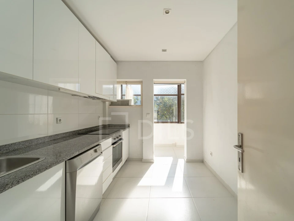 Apartamento T3 para Venda em Ramalde Foto 6