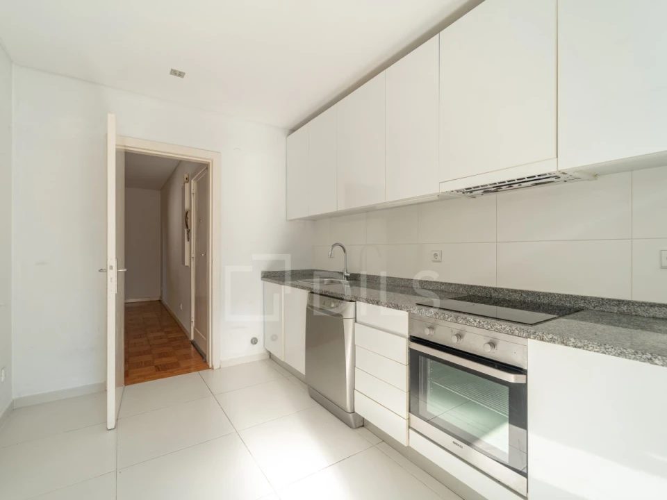 Apartamento T3 para Venda em Ramalde Foto 14