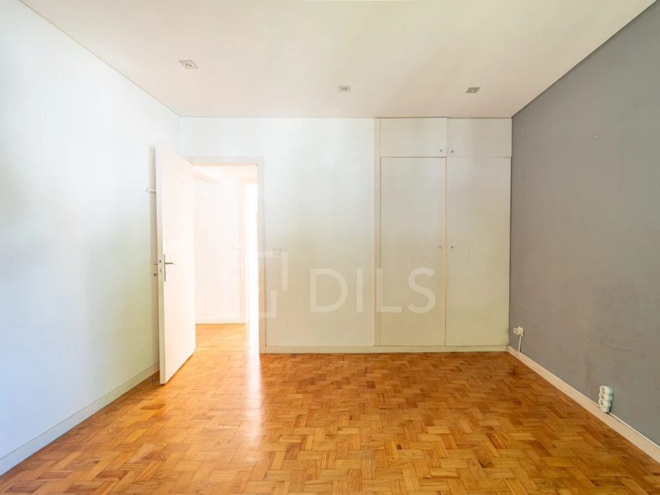 Apartamento T3 para Venda em Ramalde Foto 8