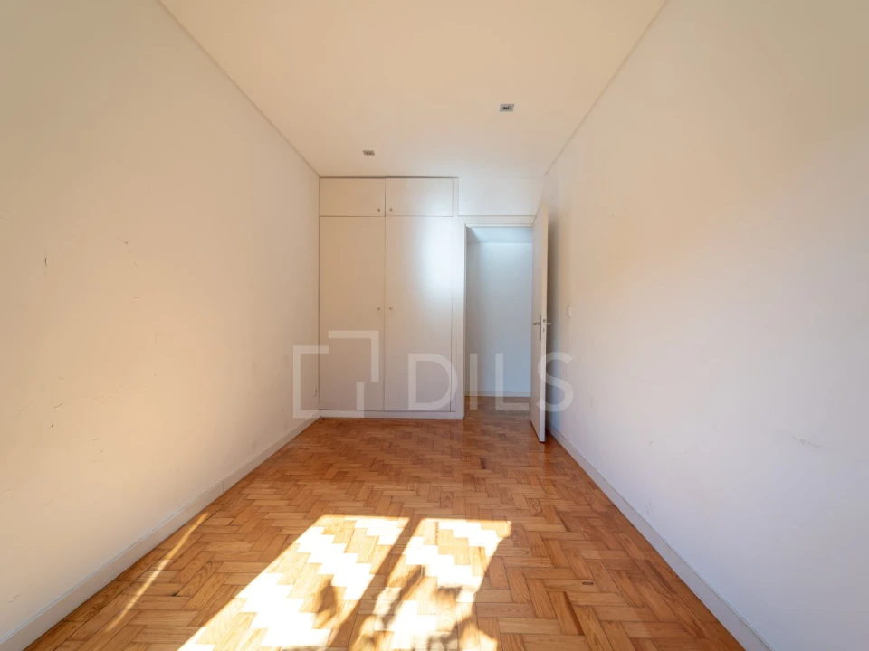 Apartamento T3 para Venda em Ramalde Foto 19