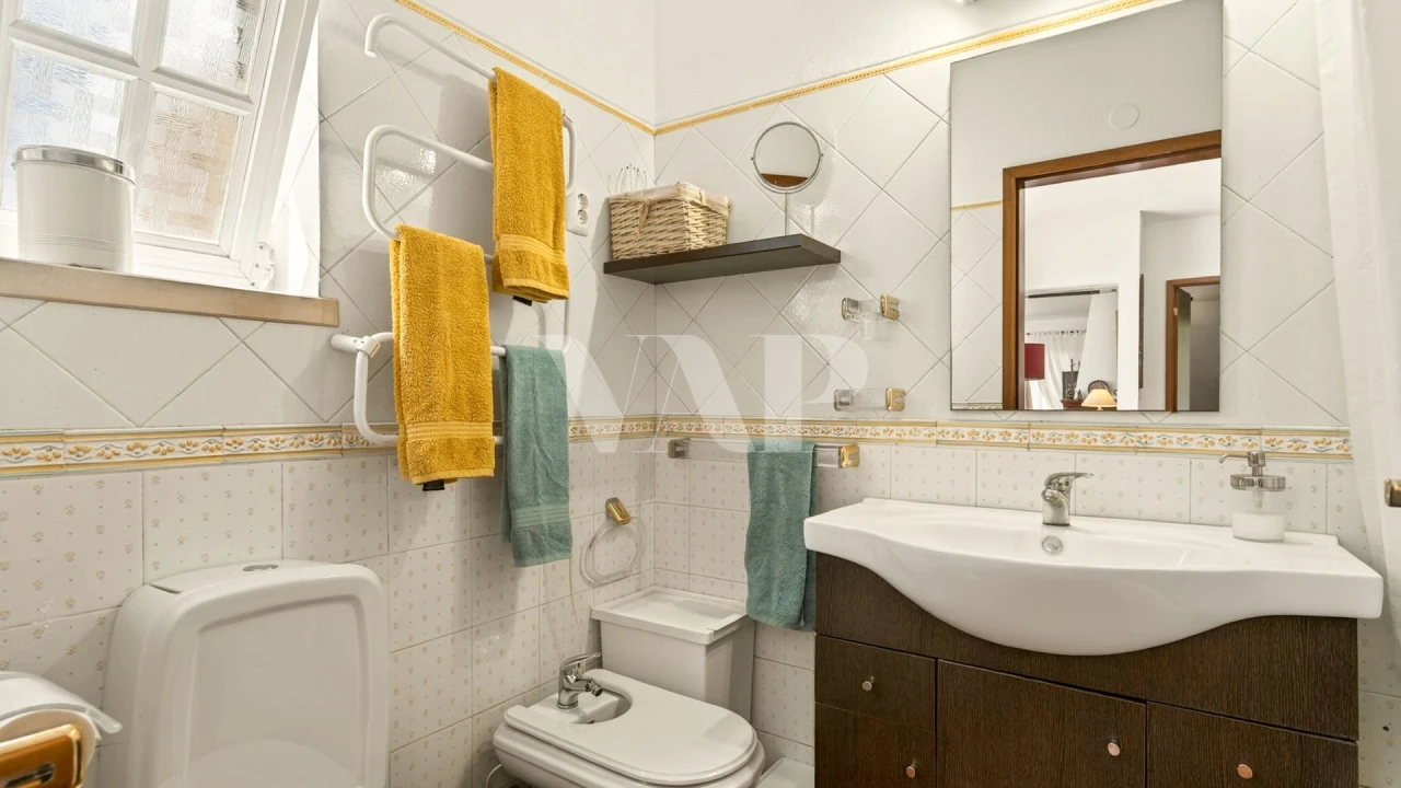 Moradia T4 para Venda em Loule (São Sebastião) Foto 23