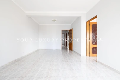 Apartamento T2 para Venda em Loule (São Clemente)