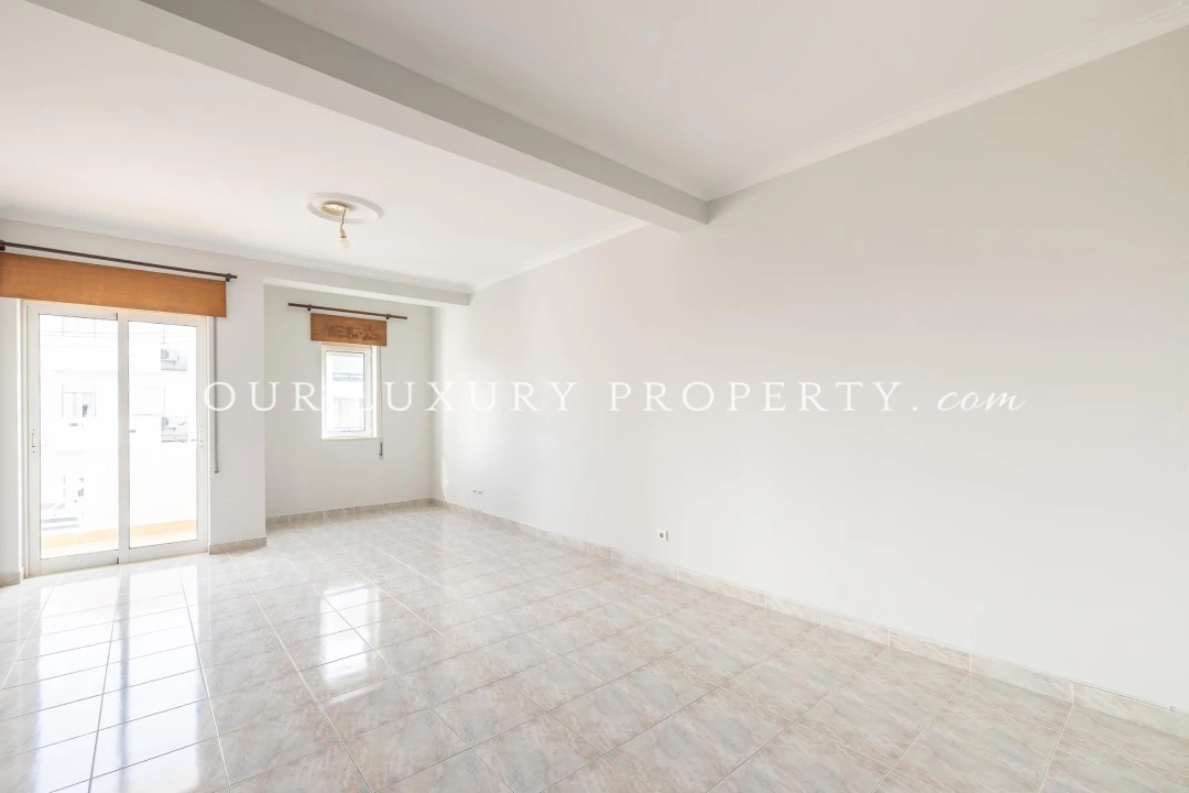 Apartamento T2 para Venda em Loule (São Clemente) Foto 1