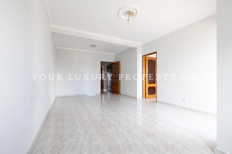 Apartamento T2 para Venda em Loule (São Clemente) Foto 2