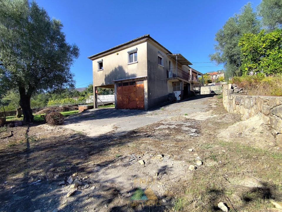 Moradia T3 para Venda em Vilela, São Cosme e São Damião e Sá Foto 22