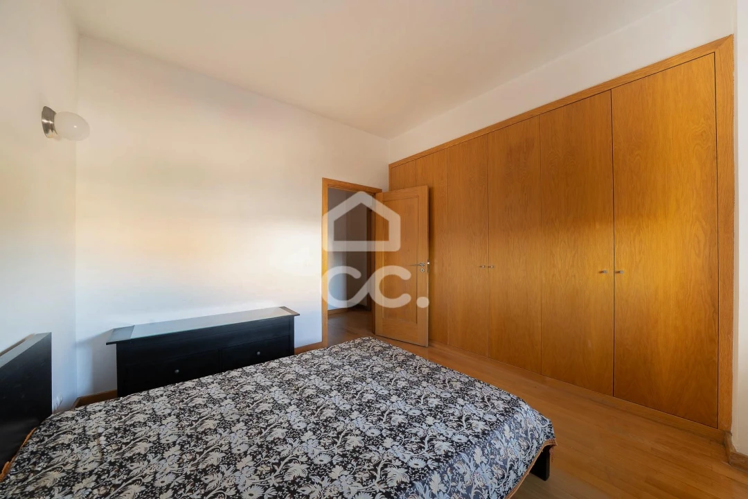 Apartamento T2 para Venda em Cedofeita, Santo Ildefonso, Sé, Miragaia, São Nicolau e Vitória Foto 15