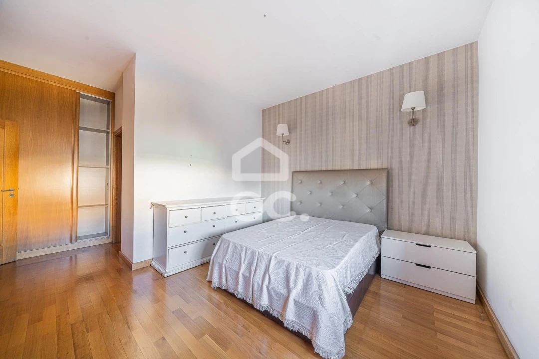 Apartamento T2 para Venda em Cedofeita, Santo Ildefonso, Sé, Miragaia, São Nicolau e Vitória Foto 12