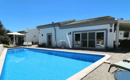 Moradia T4 para Venda em São Brás de Alportel