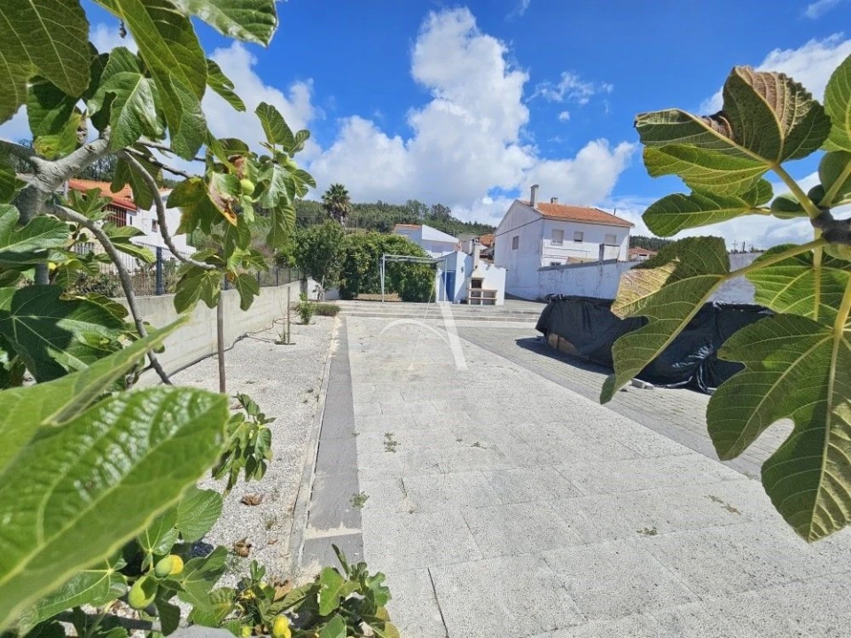 Moradia T2 para Venda em Alcobaça e Vestiaria Foto 19