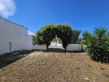 Moradia T2 para Venda em Alcobaça e Vestiaria