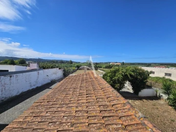 Moradia T2 para Venda em Alcobaça e Vestiaria