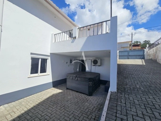 Moradia T2 para Venda em Alcobaça e Vestiaria Foto 5