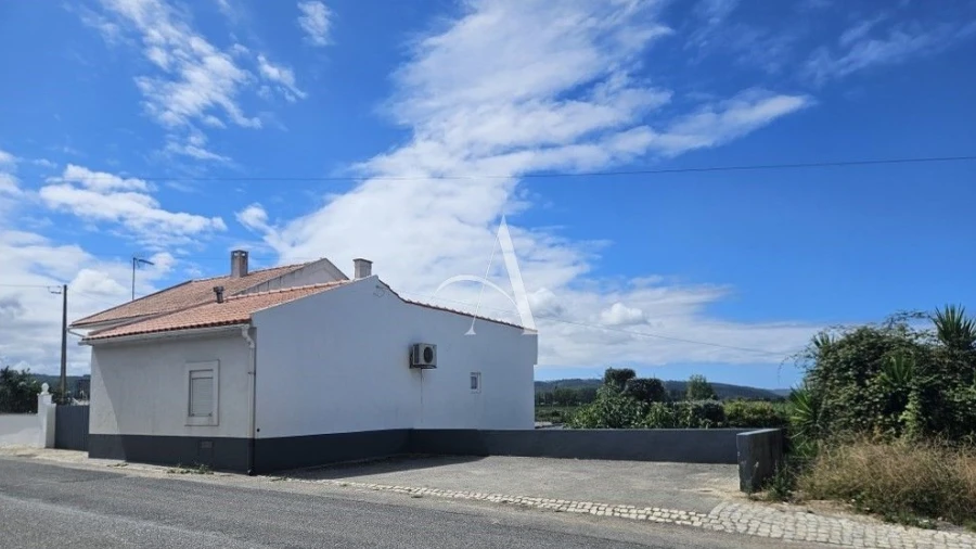 Moradia T2 para Venda em Alcobaça e Vestiaria