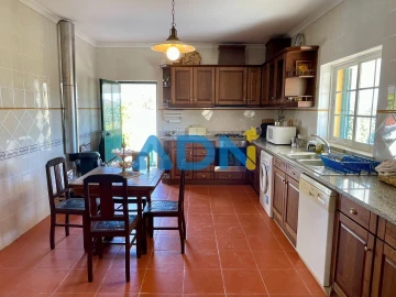 Moradia T3 para Venda em Vila Velha de Rodão