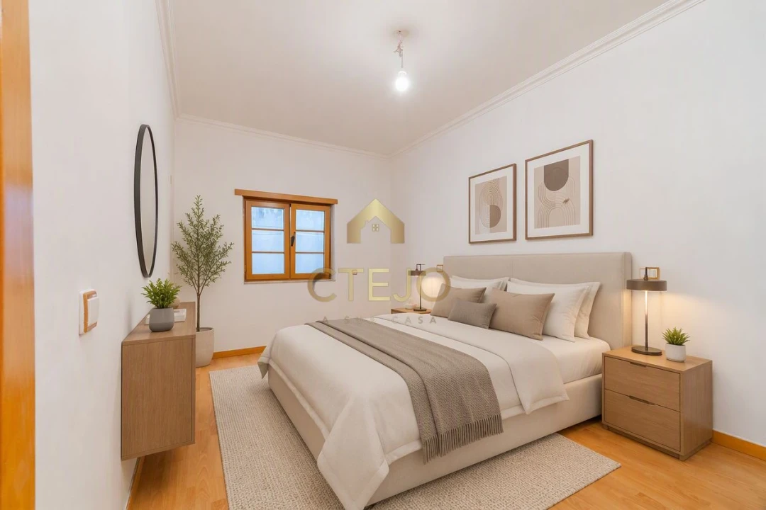 Apartamento T2 para Venda em Agualva e Mira-Sintra Foto 14