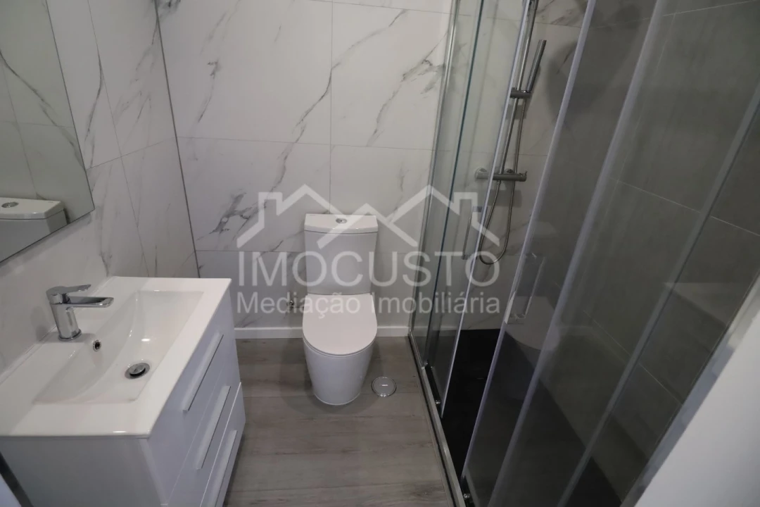 Moradia T2 para Venda em Monte Gordo Foto 10