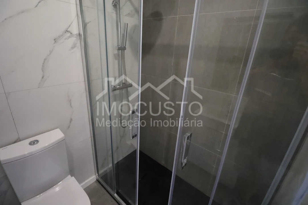 Moradia T2 para Venda em Monte Gordo Foto 12
