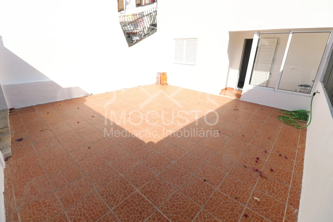 Moradia T2 para Venda em Monte Gordo Foto 18