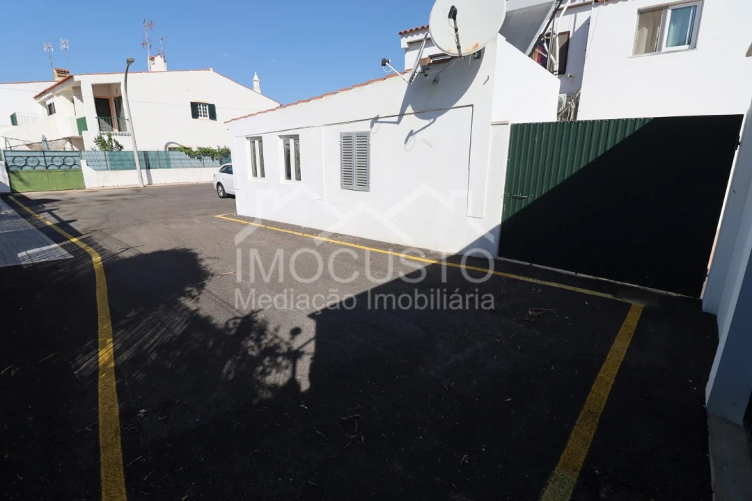 Moradia T2 para Venda em Monte Gordo Foto 22