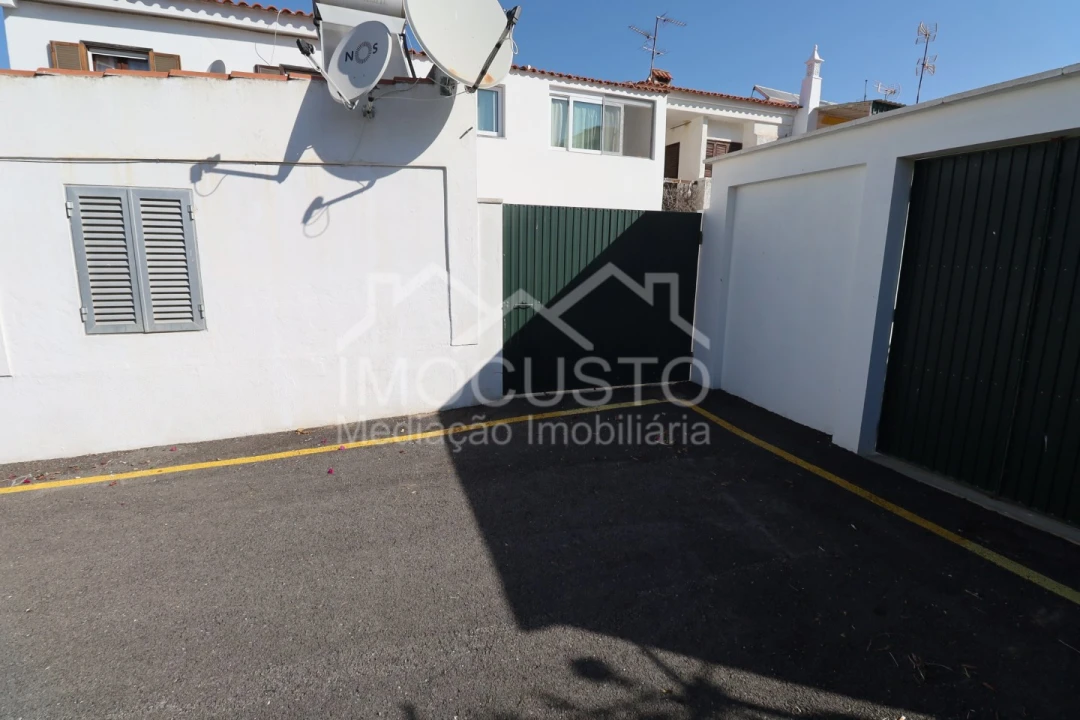 Moradia T2 para Venda em Monte Gordo Foto 24