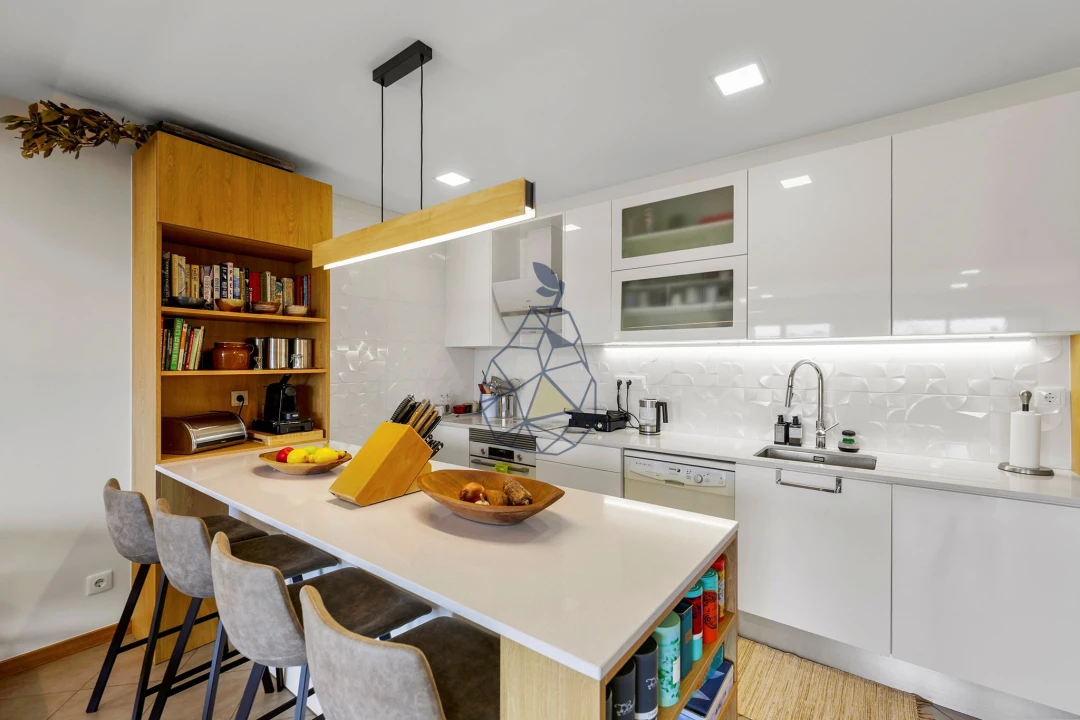 Apartamento T2 para Venda em Portimão Foto 3
