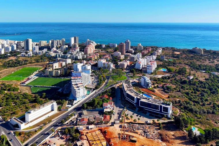 Apartamento T2 para Venda em Portimão Foto 60