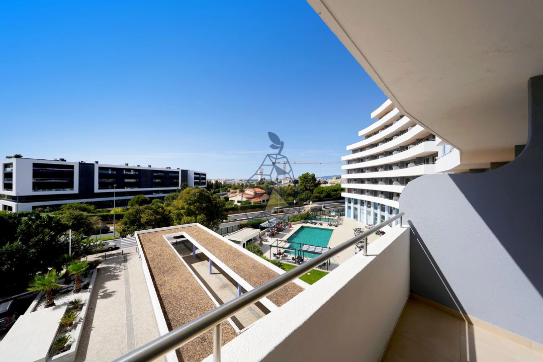 Apartamento T2 para Venda em Portimão Foto 18
