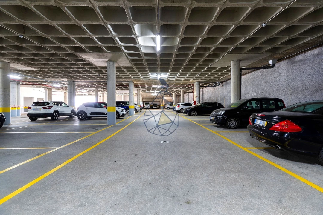 Apartamento T2 para Venda em Portimão Foto 35
