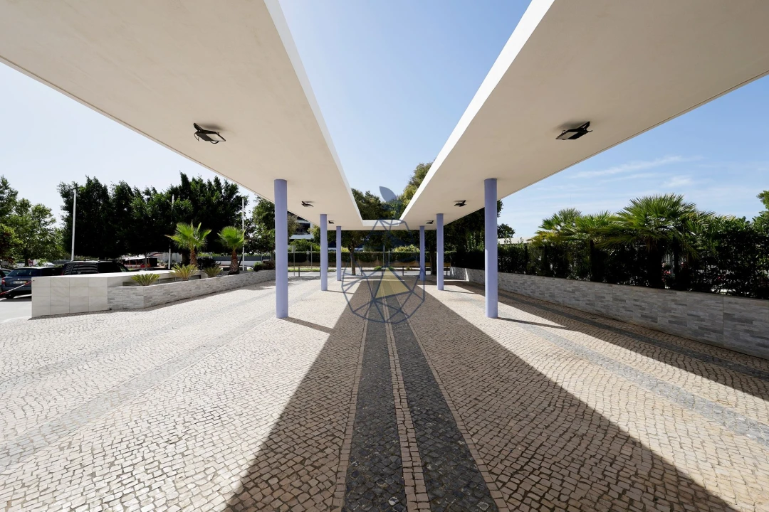 Apartamento T2 para Venda em Portimão Foto 52