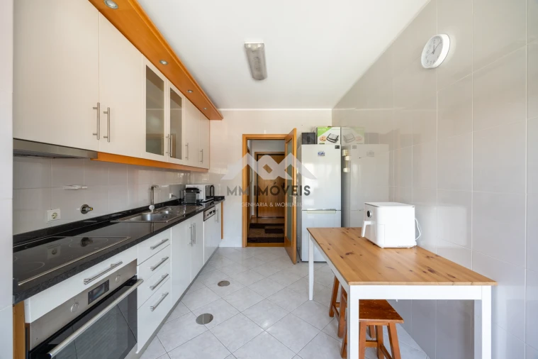 Apartamento T2 para Venda em Santa Marinha e São Pedro da Afurada Foto 11