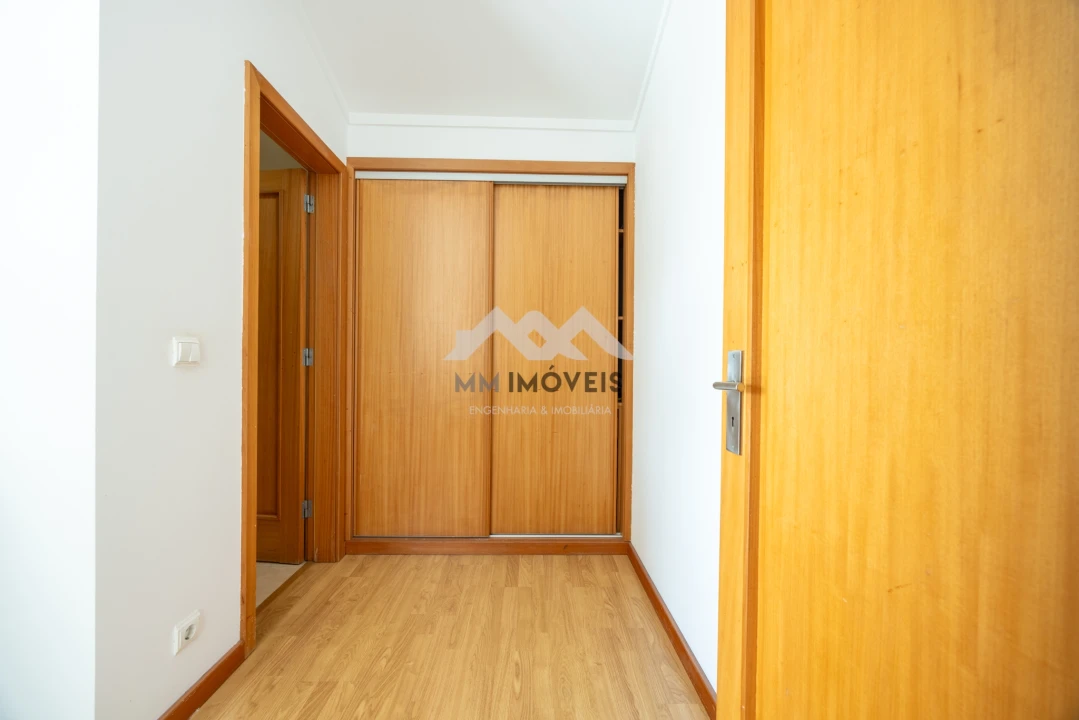 Apartamento T2 para Venda em Santa Marinha e São Pedro da Afurada Foto 29