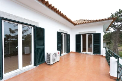 Apartamento T5 para Arrendamento em Cascais e Estoril