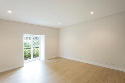 Apartamento T5 para Arrendamento em Cascais e Estoril