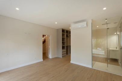 Apartamento T5 para Arrendamento em Cascais e Estoril