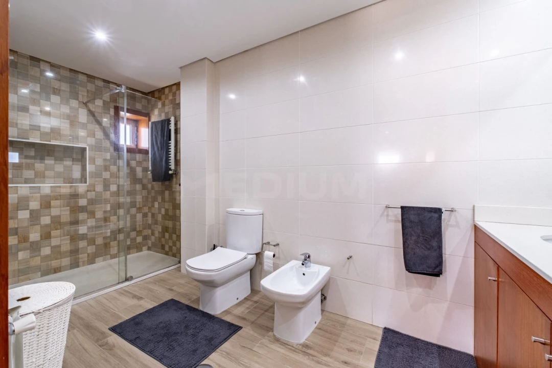 Moradia T4 para Venda em Cidade da Maia Foto 19