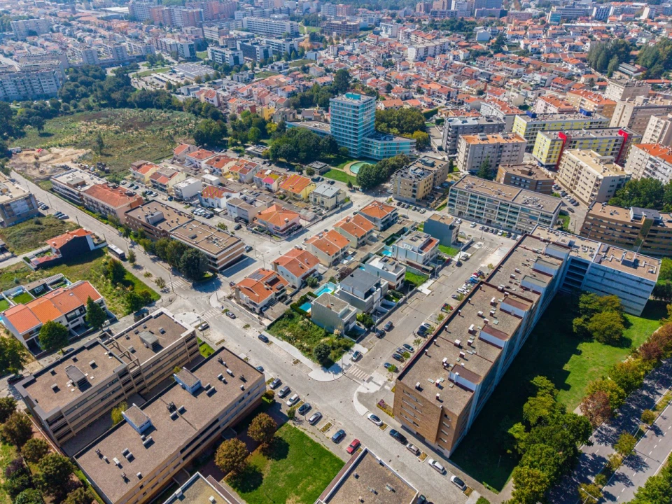 Moradia T4 para Venda em Cidade da Maia Foto 27