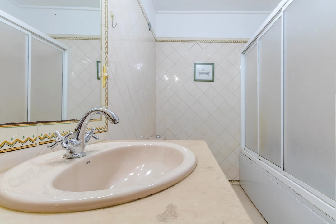 Apartamento T2 para Venda em Cacém e São Marcos Foto 31