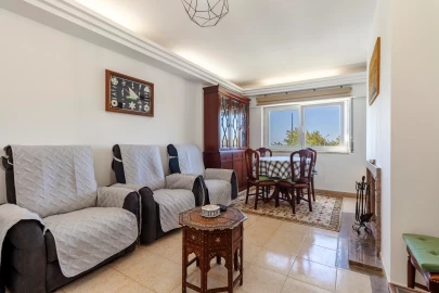 Apartamento T2 para Venda em Cacém e São Marcos