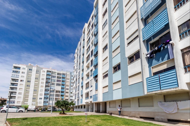 Apartamento T2 para Venda em Cacém e São Marcos Foto 37