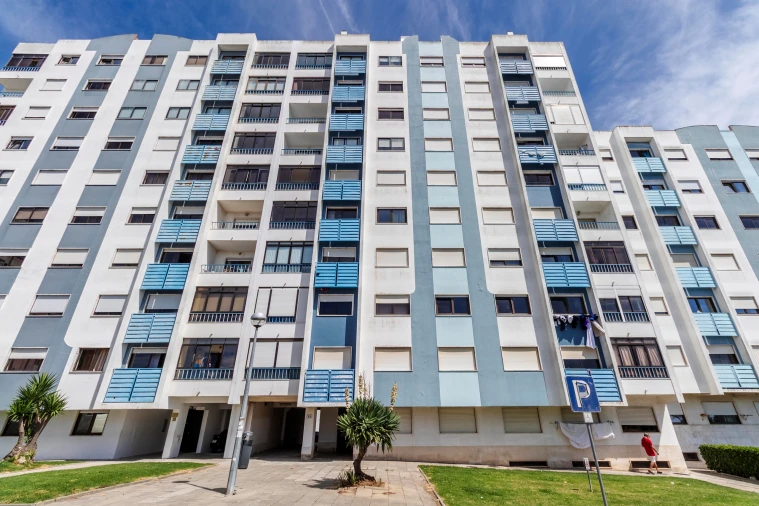 Apartamento T2 para Venda em Cacém e São Marcos Foto 35