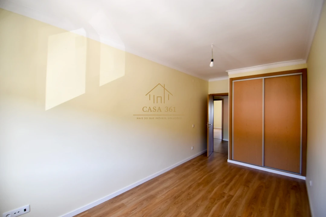 Apartamento T3 para Venda em Vila Franca de Xira Foto 30