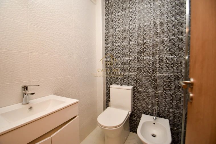 Apartamento T3 para Venda em Vila Franca de Xira Foto 36